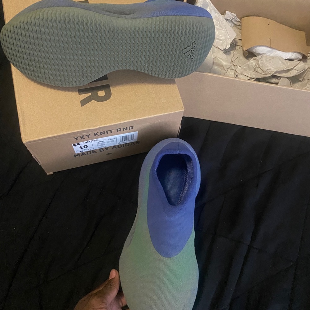 Yeezy Knit Runners